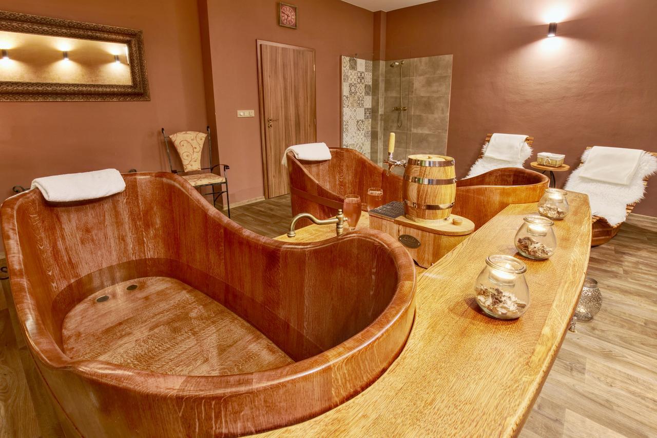 Kyjovsky Pivovar - Hotel, Restaurace, Pivni Lazne Dış mekan fotoğraf